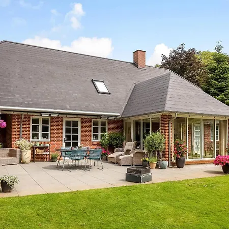 Stunning Home In Silkeborg With Sauna Silkeborg